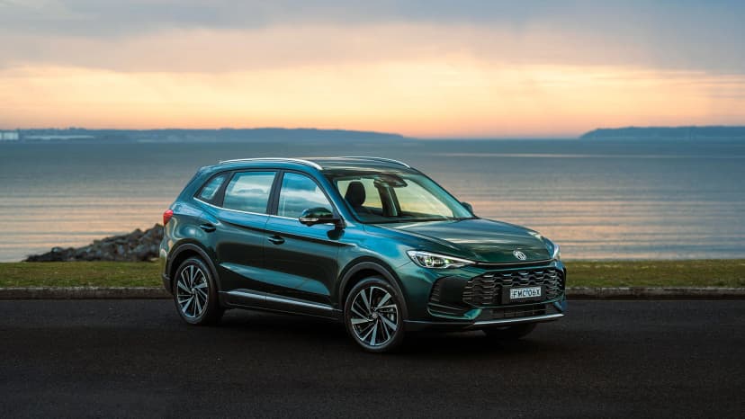  COM 1.5T ام جي زد اس 